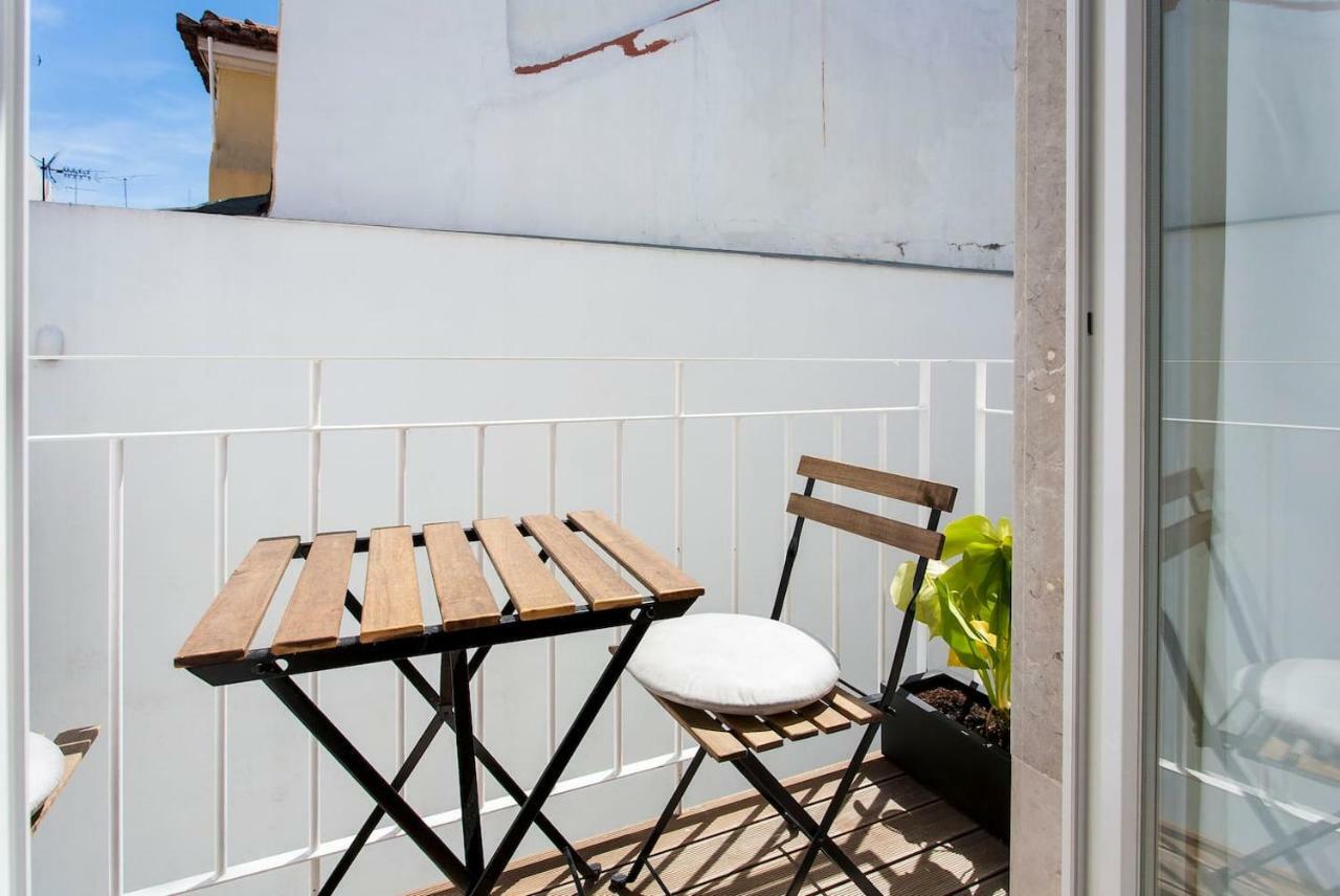 Appartamento Exquisit Flat Left Lisbona Esterno foto
